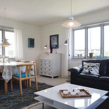 Two-bedroom In Casa vacanze